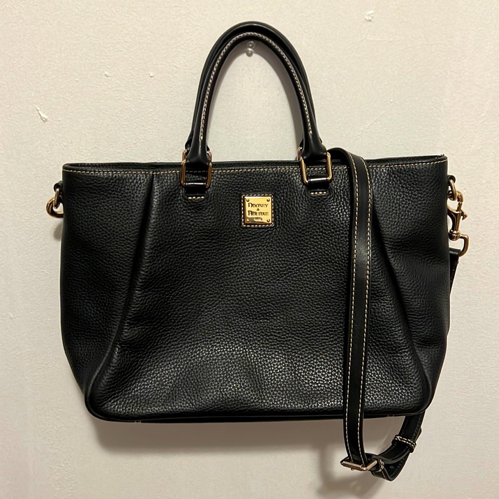 Dooney& Bourke